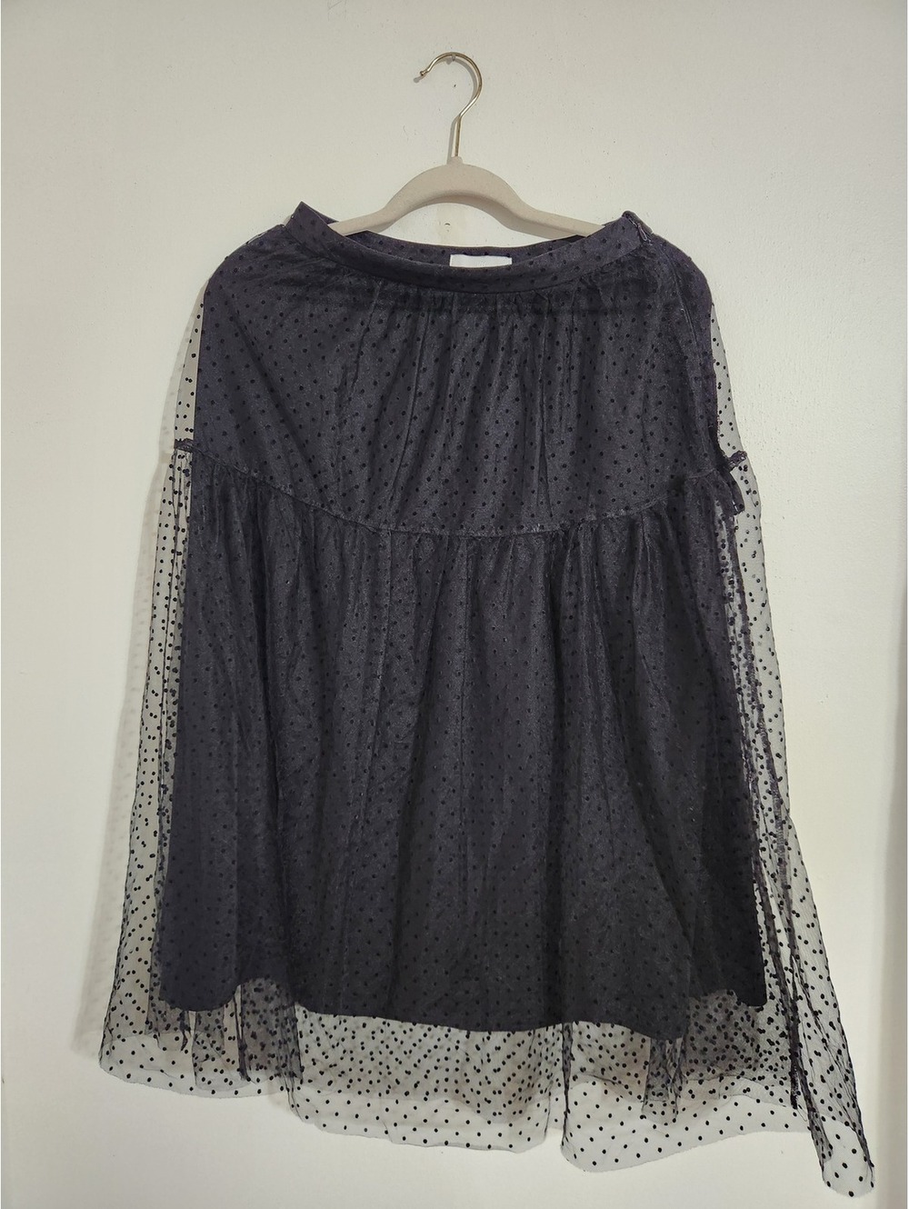 H&M Black Tulle Polka dot midi skirt Size 4